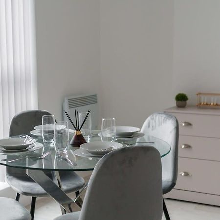 Modern Studio Apartment In Salford Great Views Μάντσεστερ Εξωτερικό φωτογραφία