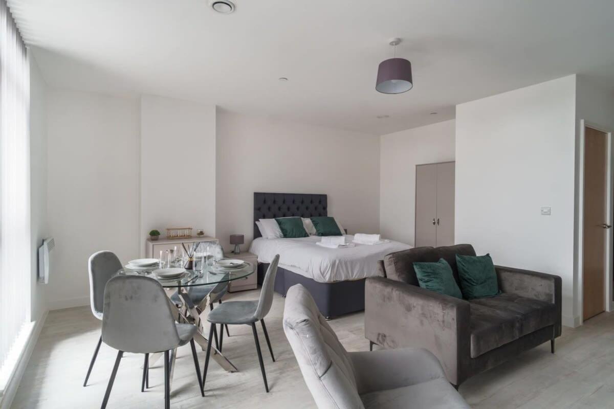 Modern Studio Apartment In Salford Great Views Μάντσεστερ Εξωτερικό φωτογραφία