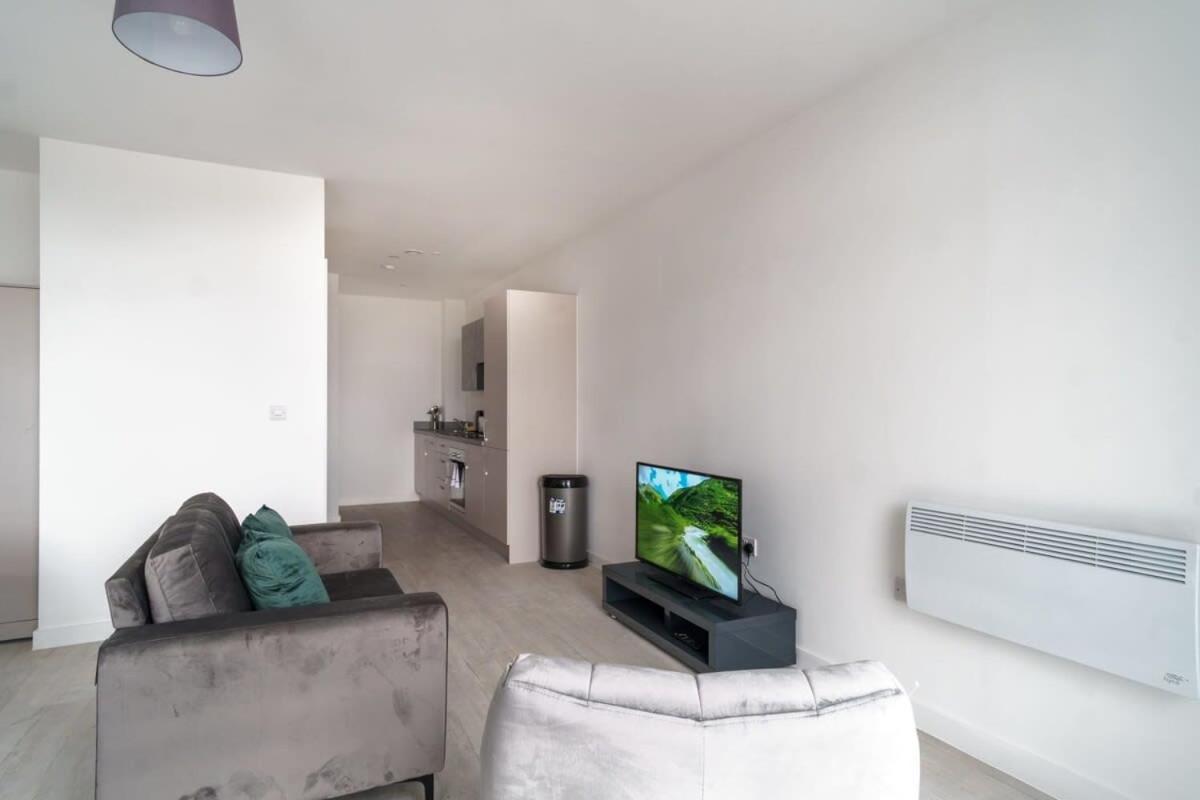 Modern Studio Apartment In Salford Great Views Μάντσεστερ Εξωτερικό φωτογραφία